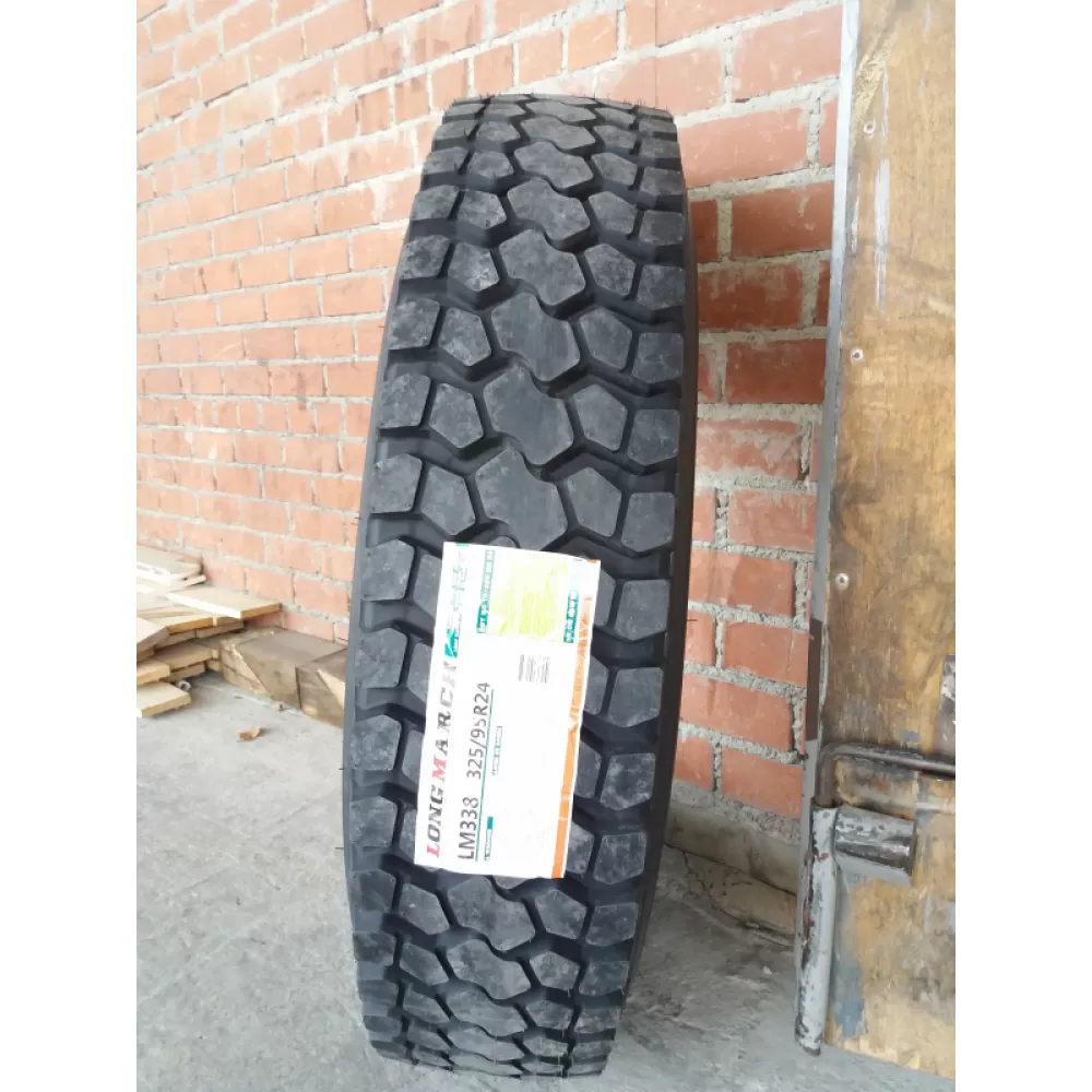 Грузовая шина 325/95 R24 Long March LM-338 22PR в Добрянке