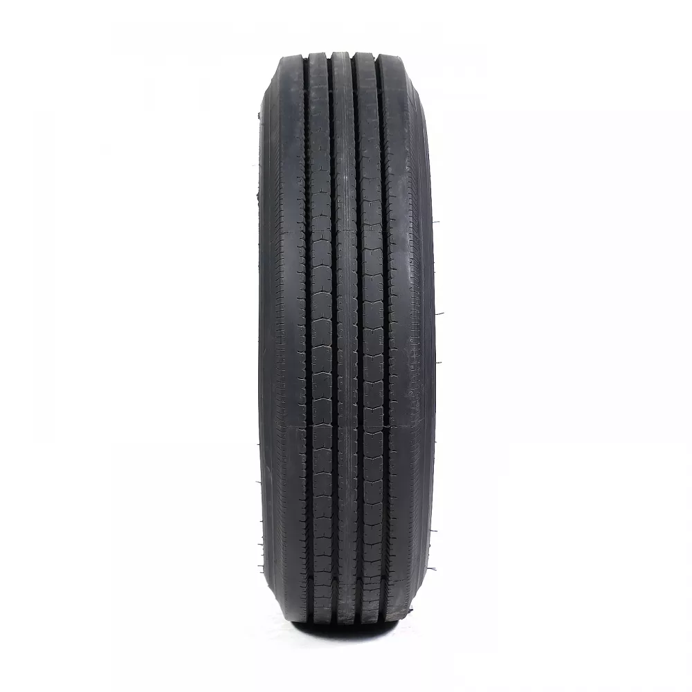 Грузовая шина 215/75 R17,5 Long March LM-216 16PR в Добрянке