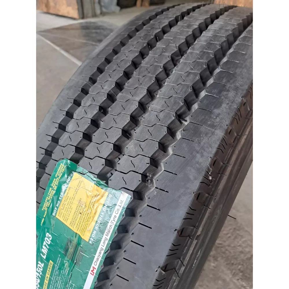 Грузовая шина 315/70 R22,5 Long March LM-703 18PR в Добрянке